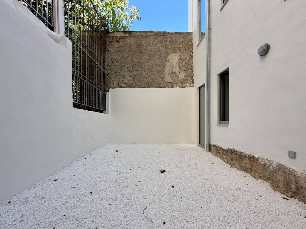 neapoli_exarcheion_residential_apartment_for_rent