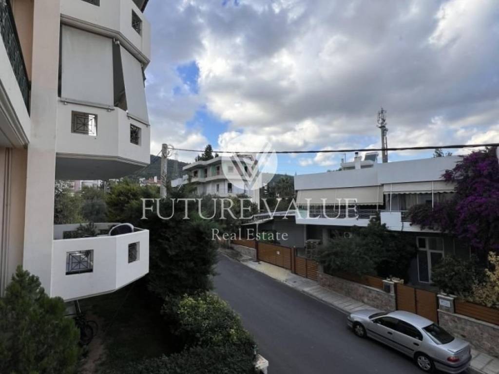 Θέα από μπαλκόνι