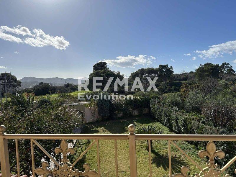 Θέα από μπαλκόνι