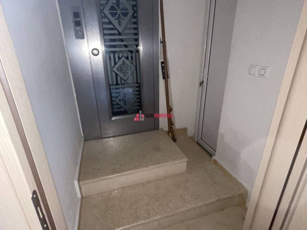 ΗΜΙΥΠΟΓΕΙΟ