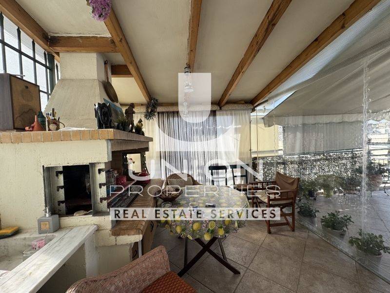 Θέα από μπαλκόνι