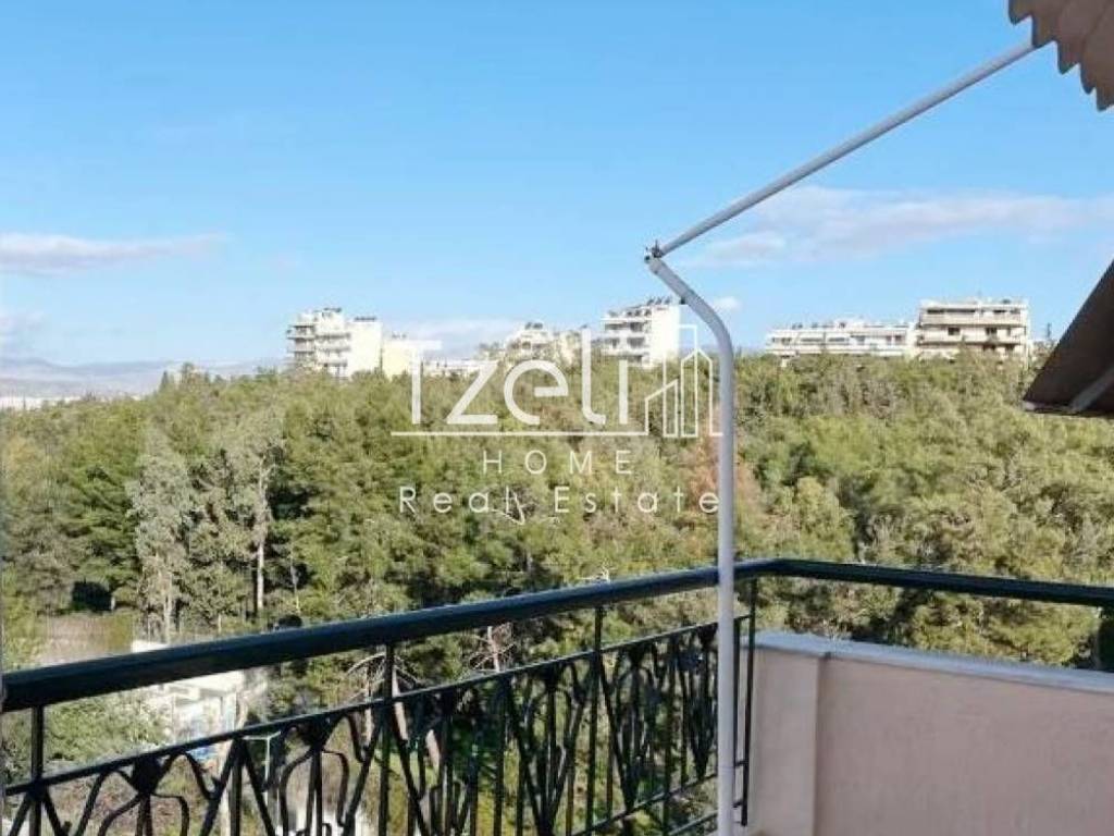 Θέα απο μπαλκόνι