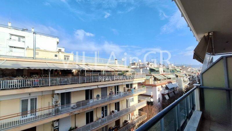 Θέα από μπαλκόνι