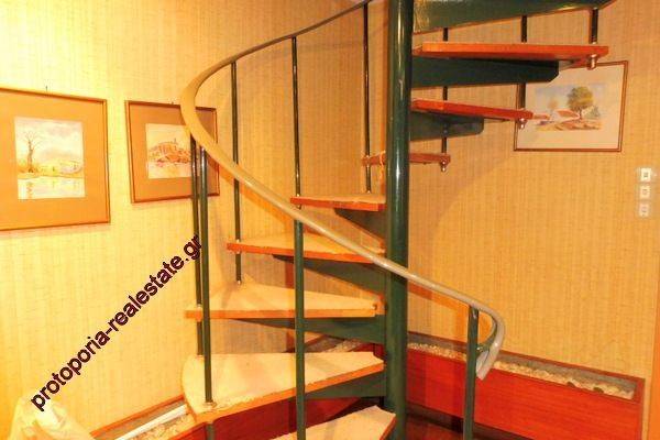 ΕΣΩΤΕΡΙΚΗ ΣΚΑΛΑ