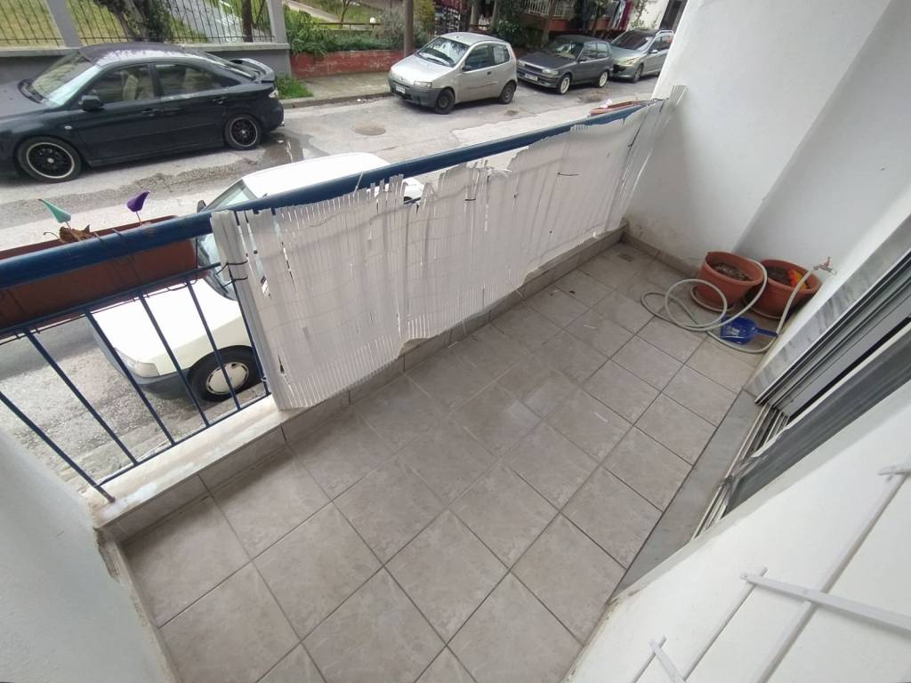 ANYPLACE MESITIKES YPERESIES