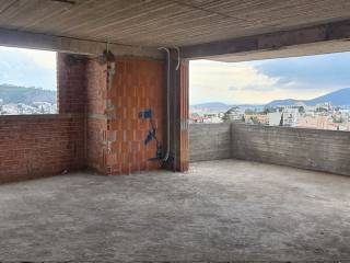 CHOROS YPODOCHES ME APERIORISTE THEA