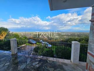 Θέα απο μπαλκόνι