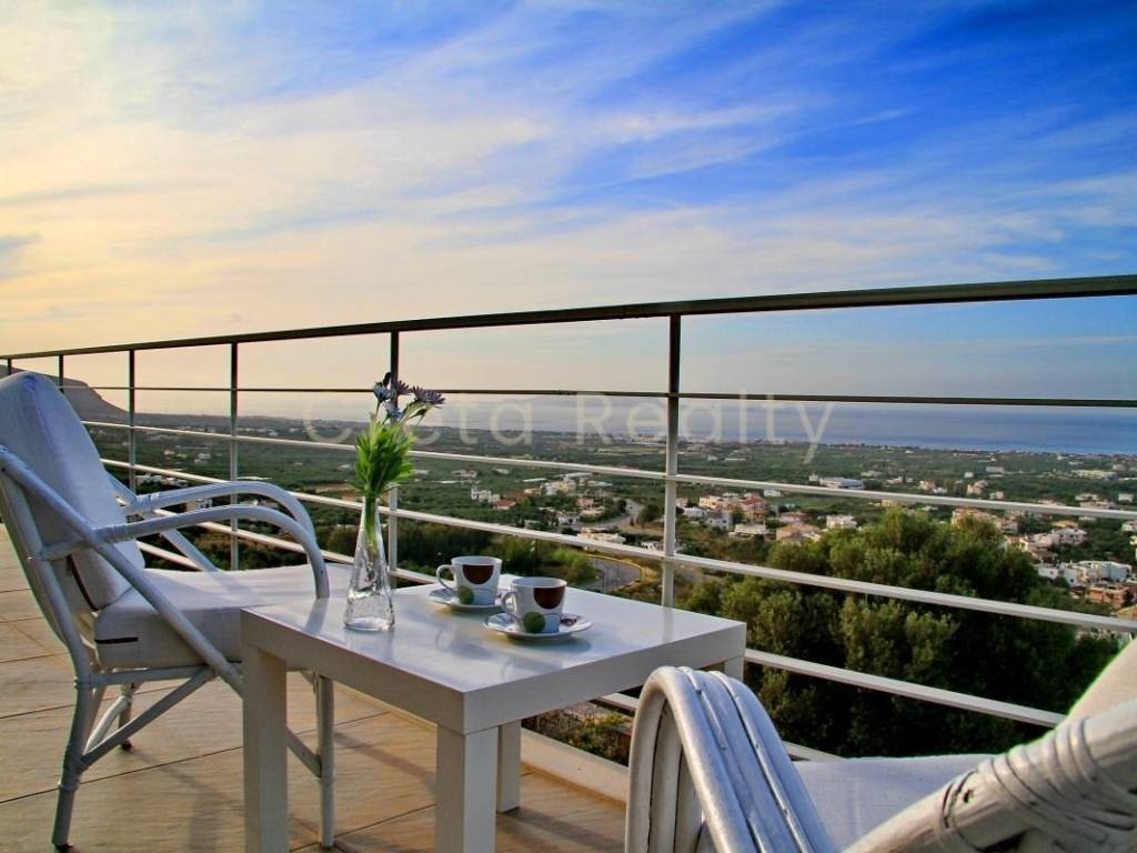 Θέα από μπαλκόνι