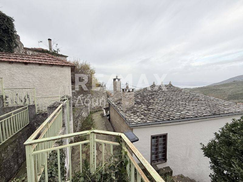 Θέα από μπαλκόνι