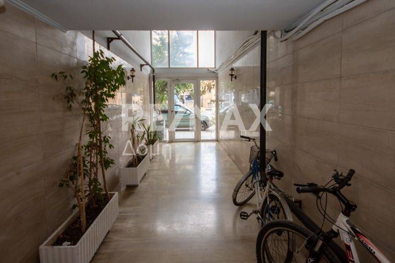 Είσοδος οικοδομής