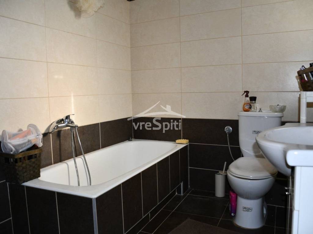 ΑΠΟΨΗ ΜΠΑΝΙΟΥ