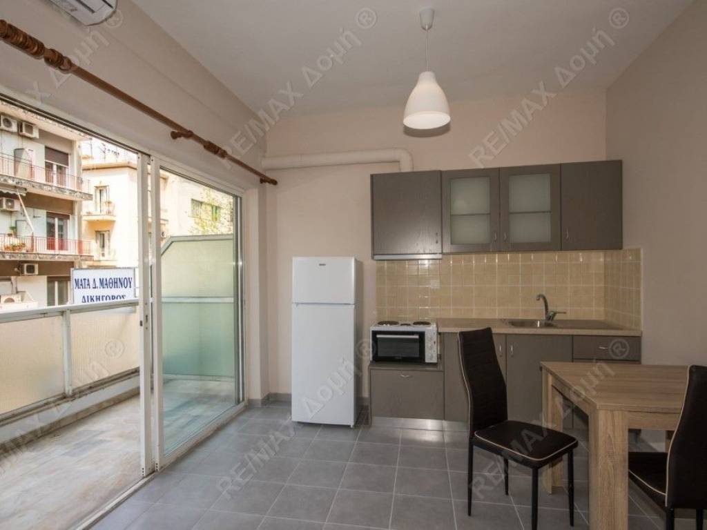 Γκαρσονιέρα | 36τ.μ. | 250 €