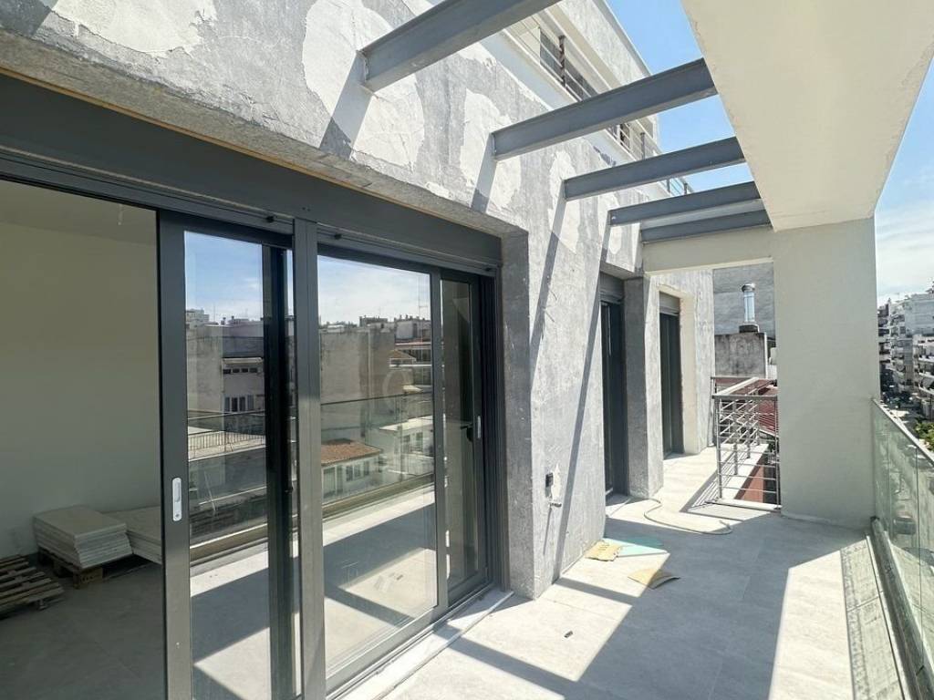 Forumland Real Estate, Mpanio