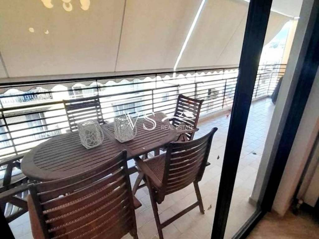 Θέα απο μπαλκόνι