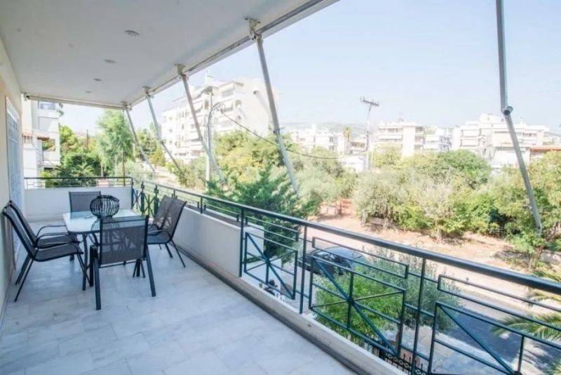 Θέα από μπαλκόνι