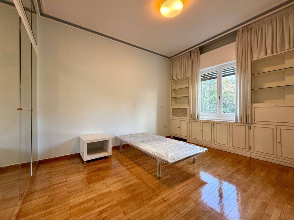 hilton_residential_apartment_for_rent