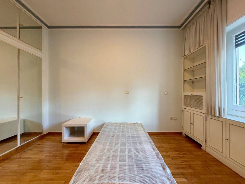 hilton_residential_apartment_for_rent