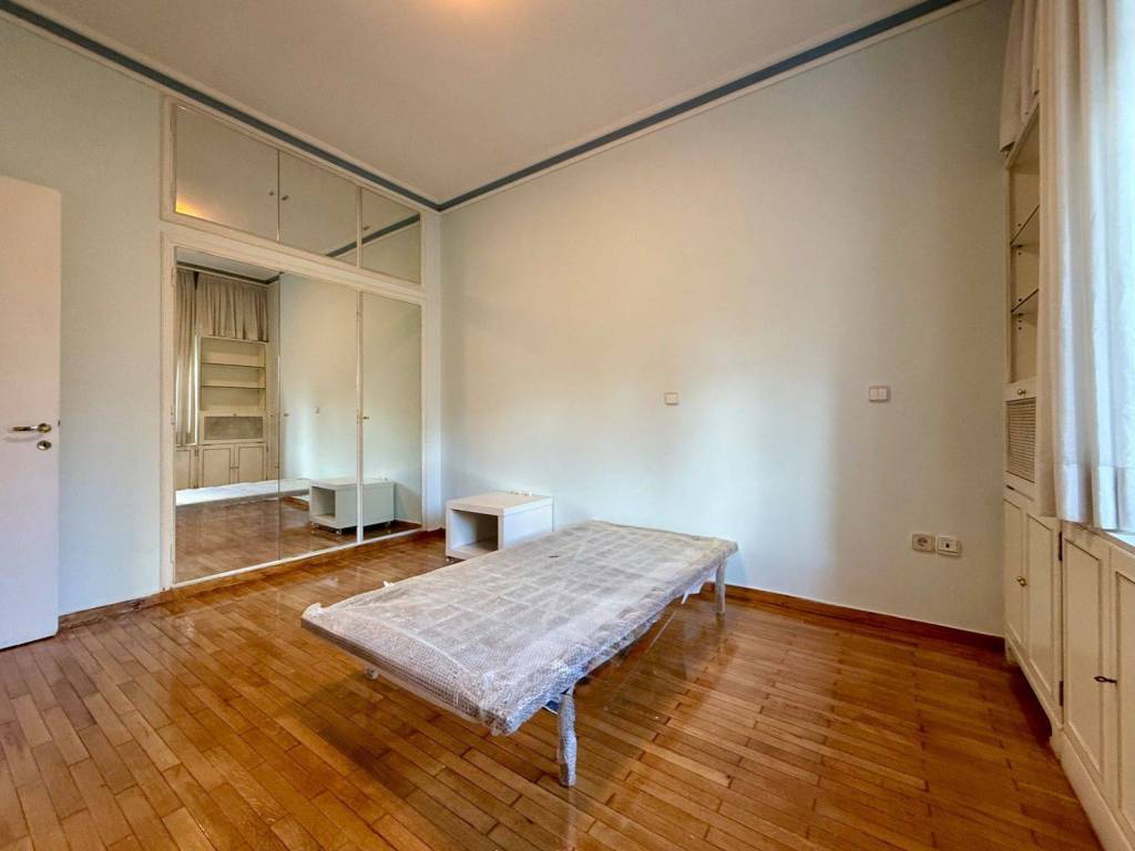 hilton_residential_apartment_for_rent