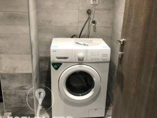 Forumland Real Estate, Μπάνιο