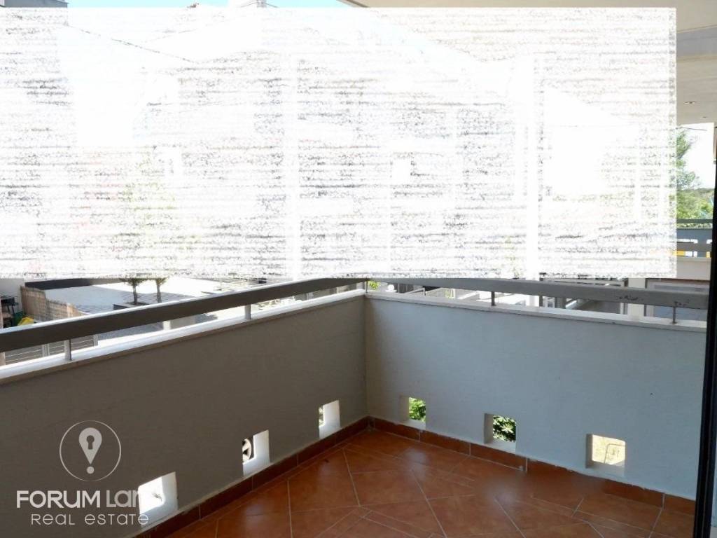 Forumland Real Estate, Βεράντες