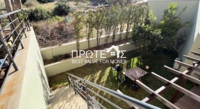 Θέα από μπαλκόνι