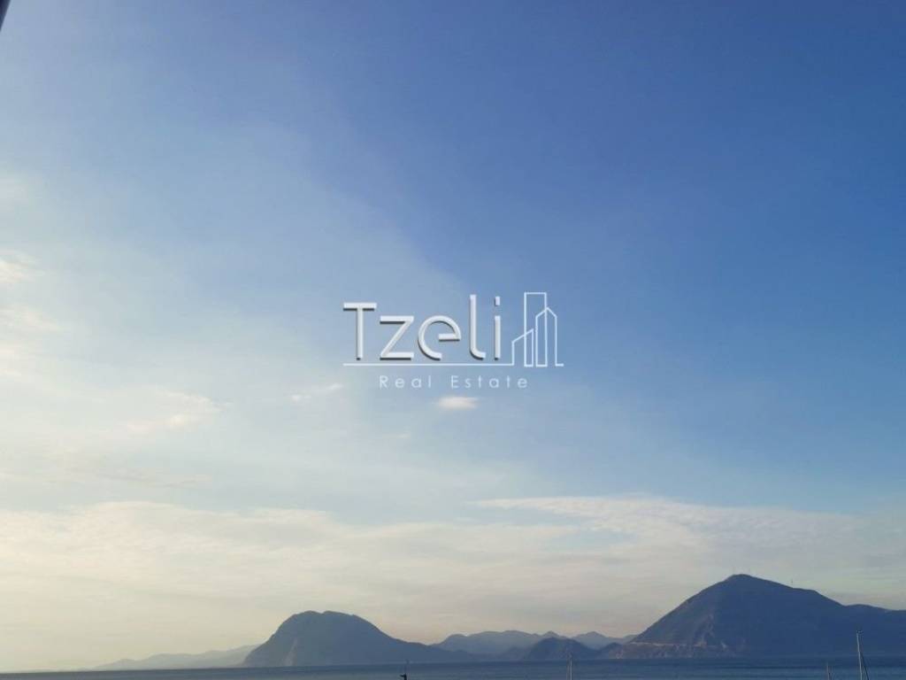 Θέα απο μπαλκόνι