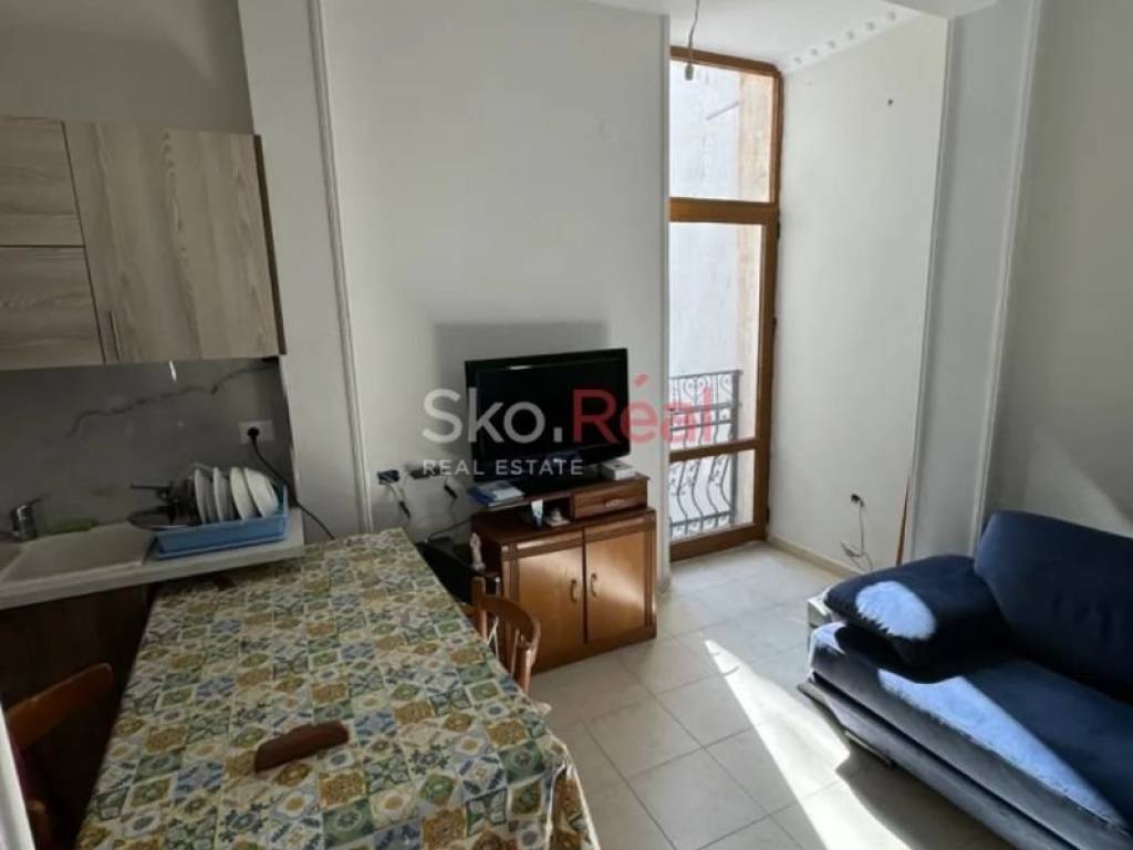 Σαλοκουζίνα