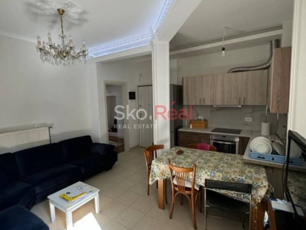 Σαλοκουζίνα