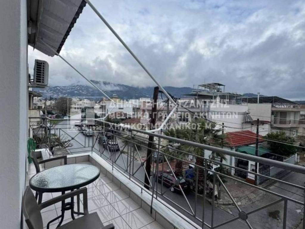 Θέα από μπαλκόνι