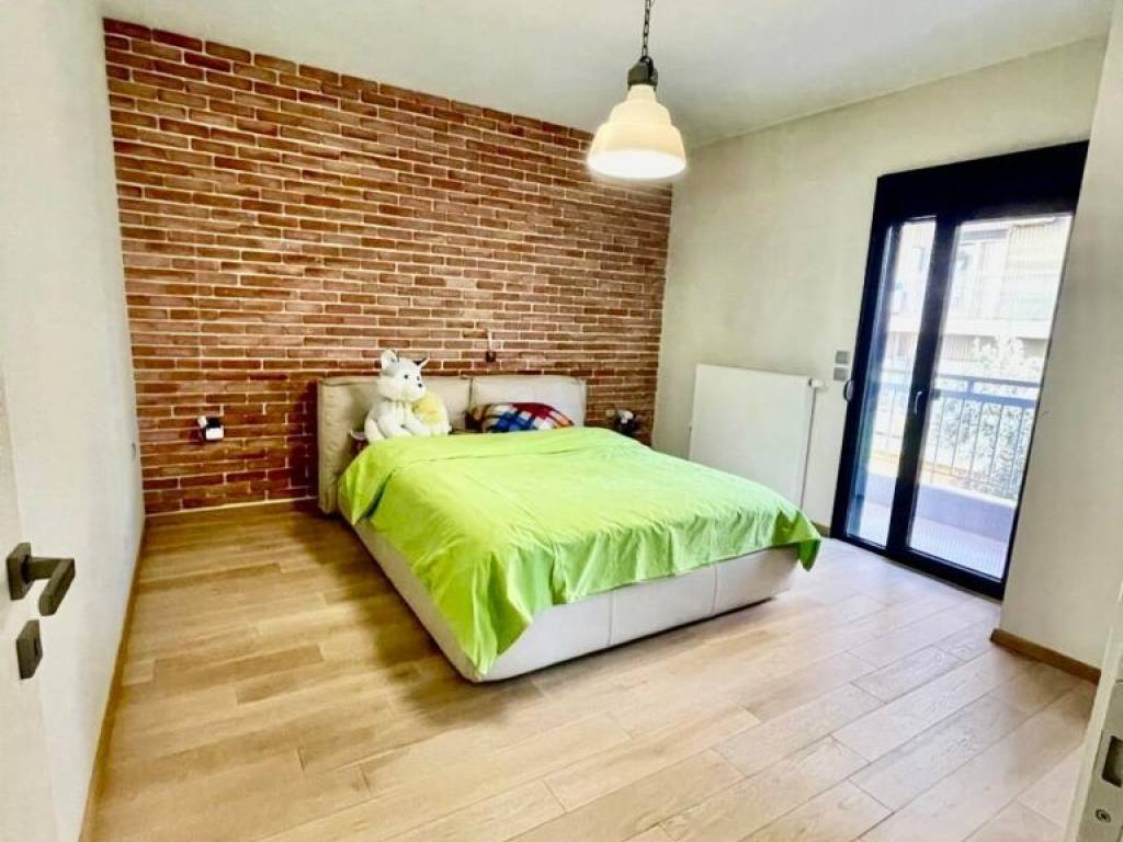 ANYPLACE MESITIKES YPERESIES