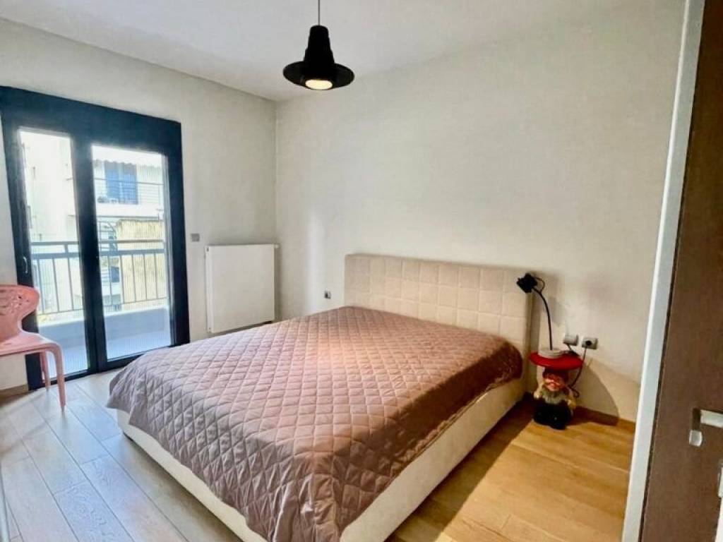 ANYPLACE MESITIKES YPERESIES