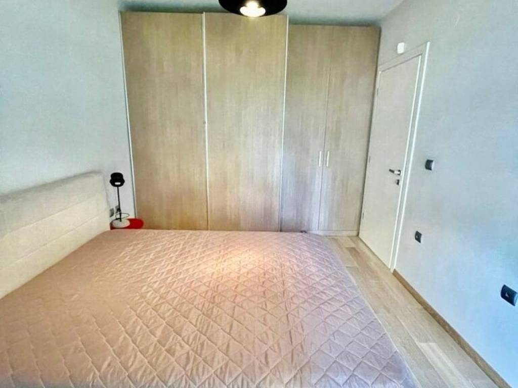 ANYPLACE MESITIKES YPERESIES