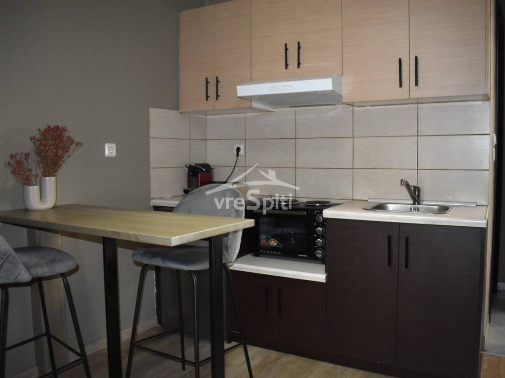 ΕΝΙΑΙΟΣ ΧΩΡΟΣ ΓΚΛΑΡΣΟΝΙΕΡΑΣ-ΚΟΥΖΙΝΑ