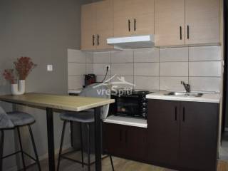 ΕΝΙΑΙΟΣ ΧΩΡΟΣ ΓΚΛΑΡΣΟΝΙΕΡΑΣ-ΚΟΥΖΙΝΑ