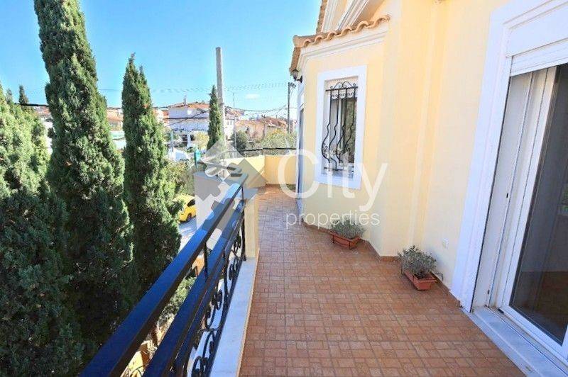 Θέα από μπαλκόνι