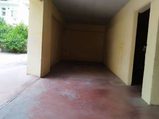 θεση πάρκινγκ