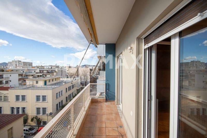 Θέα από μπαλκόνι