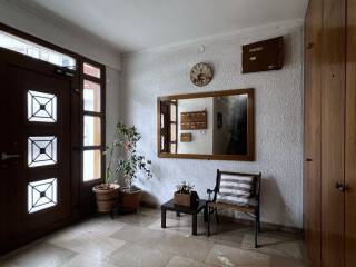 Είσοδος πολυκατοικίας.