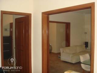 Forumland Real Estate, Σαλόνι