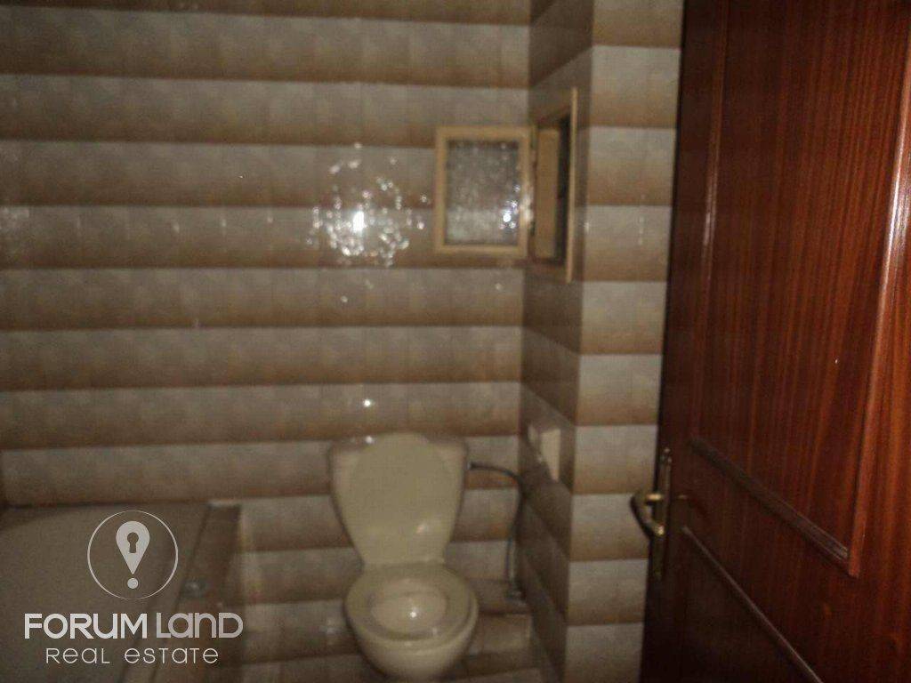 Forumland Real Estate, Μπάνιο με μπανιέρα