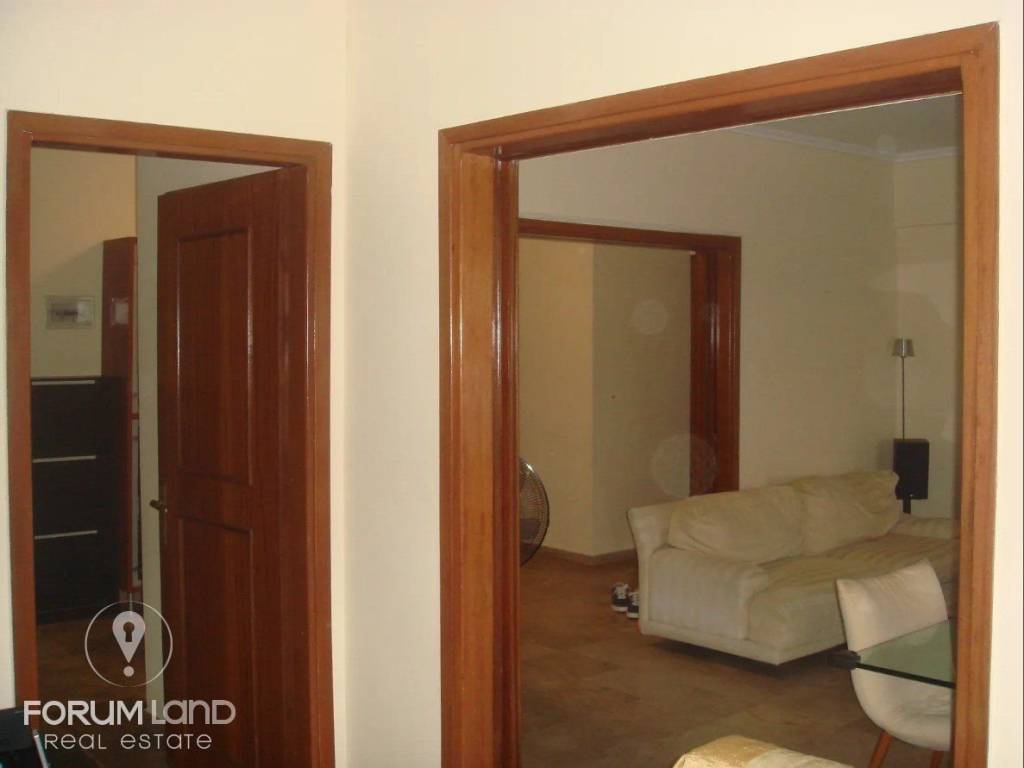 Forumland Real Estate, Καθιστικό