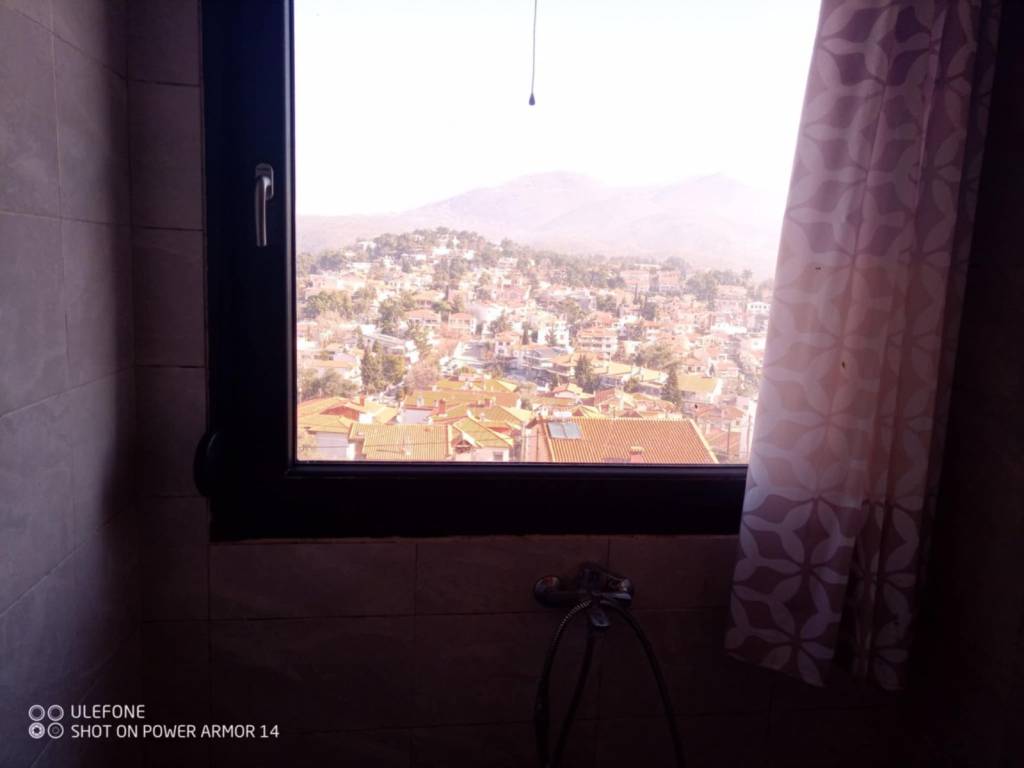 ΠΑΡΑΘΥΡΟ ΜΠΑΝΙΟΥ 2 ΕΠΙΠΕΔΟ