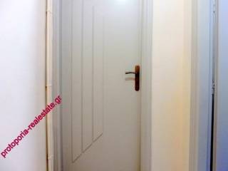 ΕΣΩΤΕΡΙΚΗ ΠΟΡΤΑ