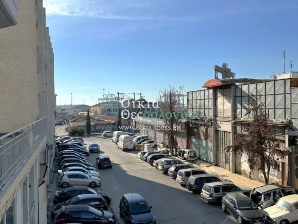 Θέα από μπαλκόνι