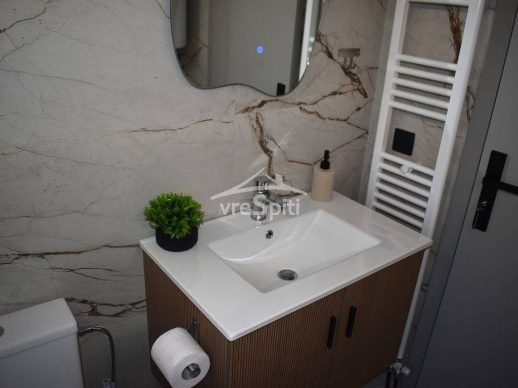 ΑΠΟΨΗ ΛΟΥΤΡΟΥ