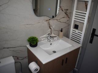 ΑΠΟΨΗ ΛΟΥΤΡΟΥ