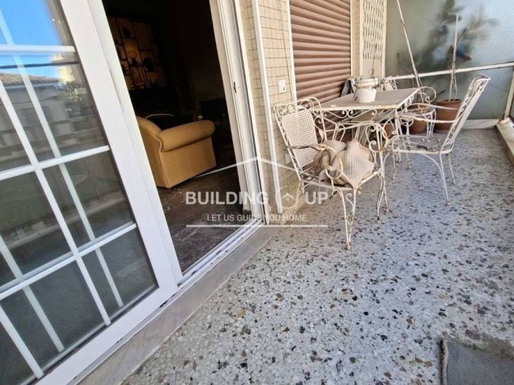 Θέα από μπαλκόνι