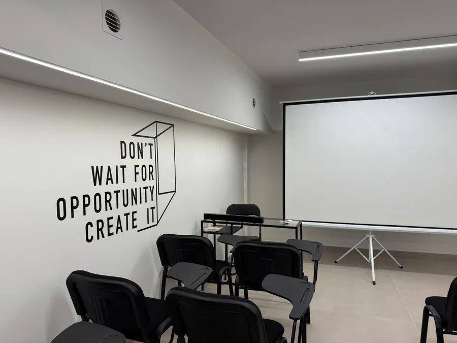 Εσωτερικοι χώροι