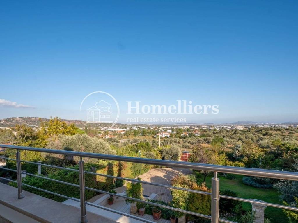 Θέα από μπαλκόνι