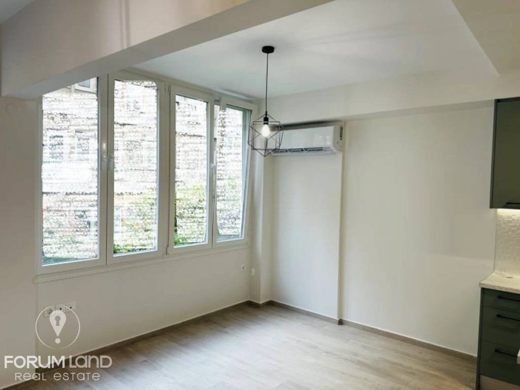 Forumland Real Estate, Σαλοκουζίνα